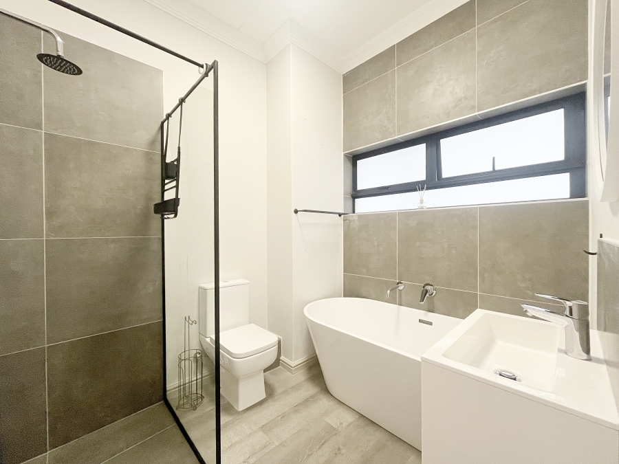 To Let 2 Bedroom Property for Rent in Brackenfell South Western Cape